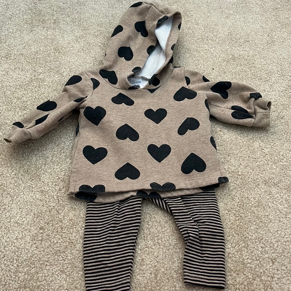 Carters sweatshirt & leggings 6 months